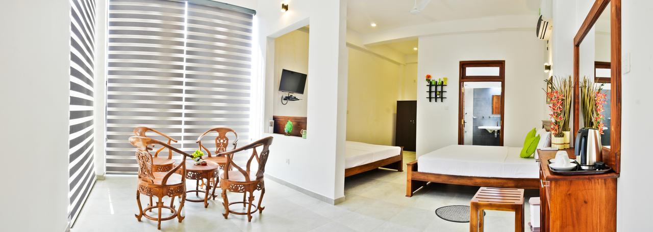 Hotel Rominrich Hikkaduwa Esterno foto