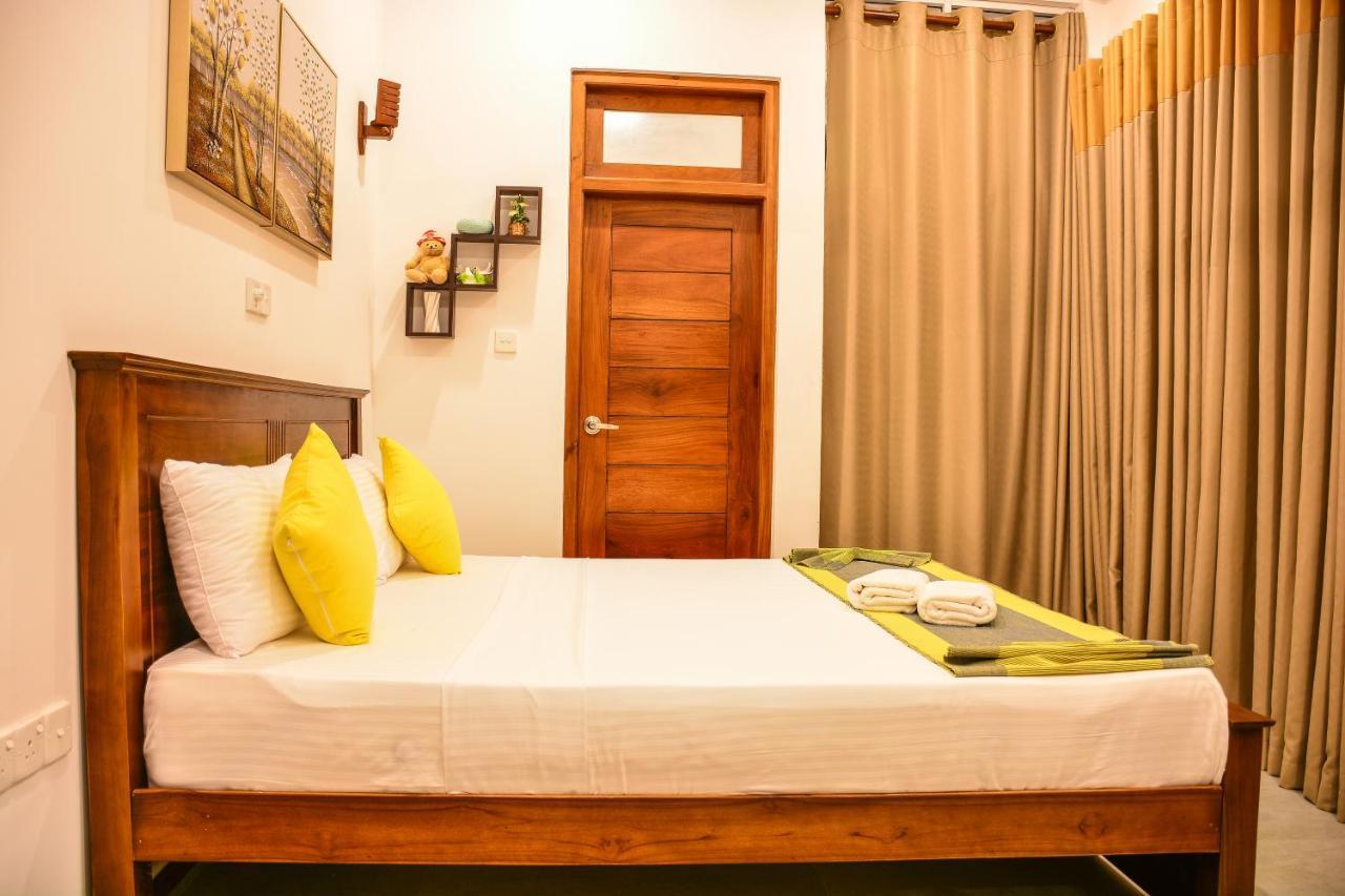 Hotel Rominrich Hikkaduwa Esterno foto